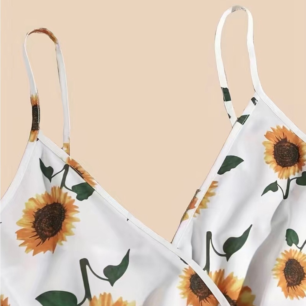 Sunflower romper - Picture 3 of 3